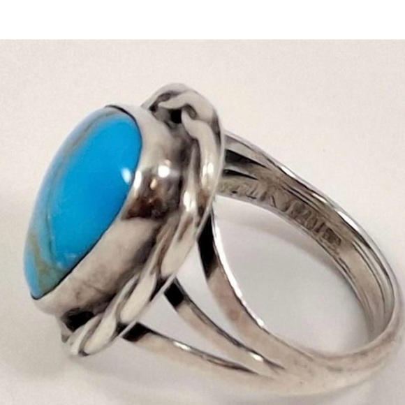 Native American Vintage Sterling Silver Turquoise Ring - Picture 10 of 16